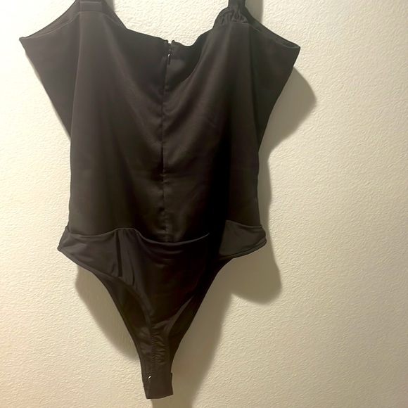 Black Satin Ruched Bodysuit - Picture 4 of 4